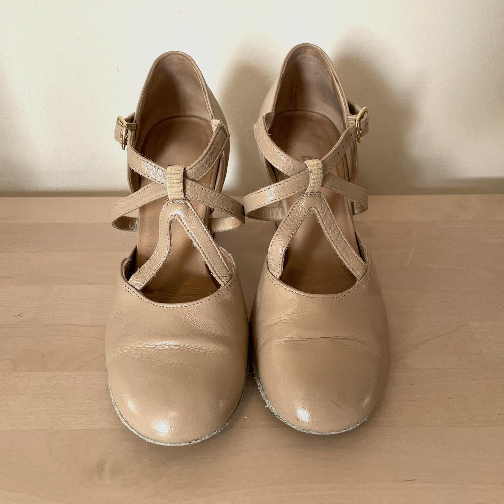 LaDuca Elizabeth 3" Soft Sole Character Heels